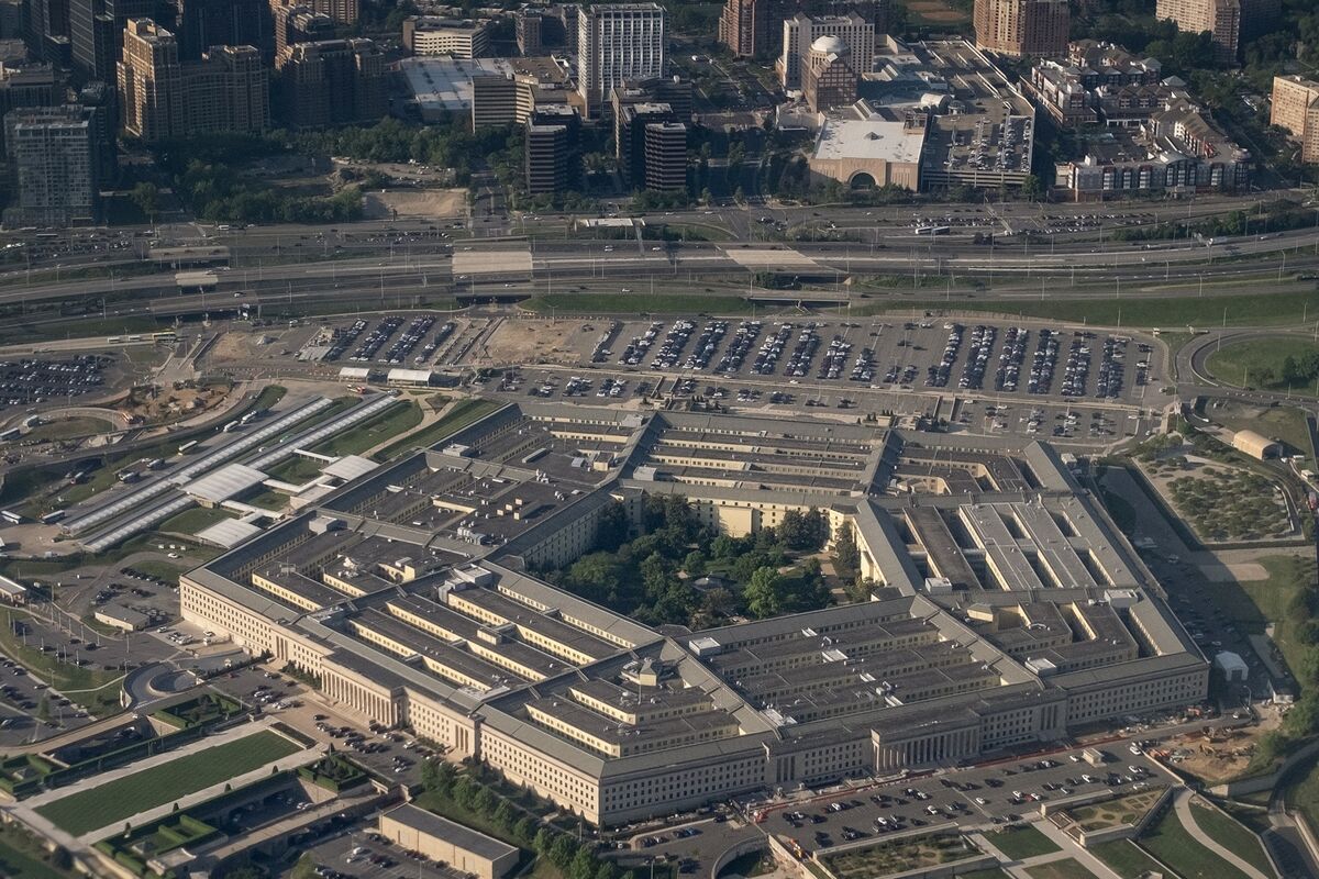 Featured image for Pentagon Implements New Restrictions on Journalists and Access