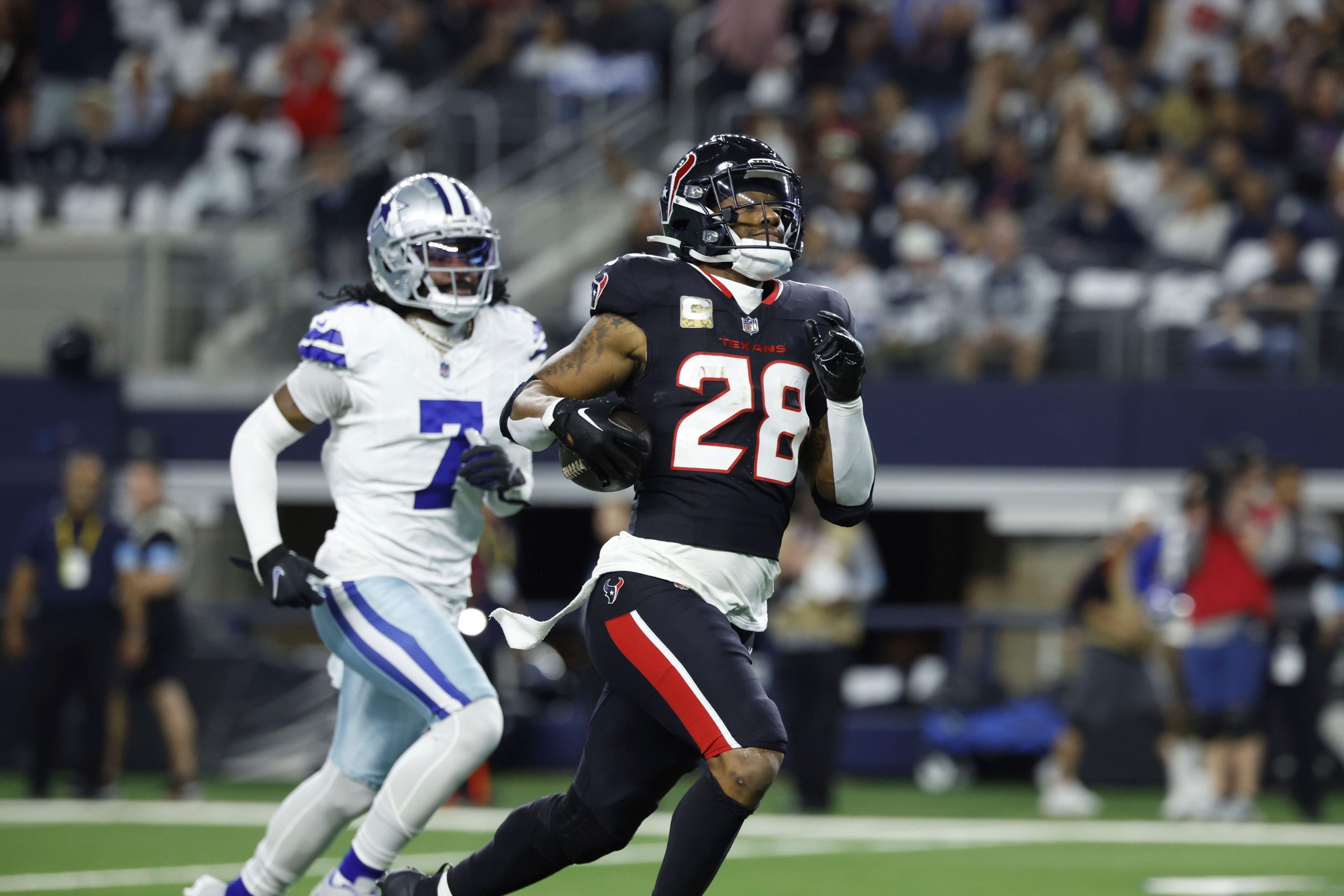 Texans Dominate Cowboys with Stellar Defense on Monday Night