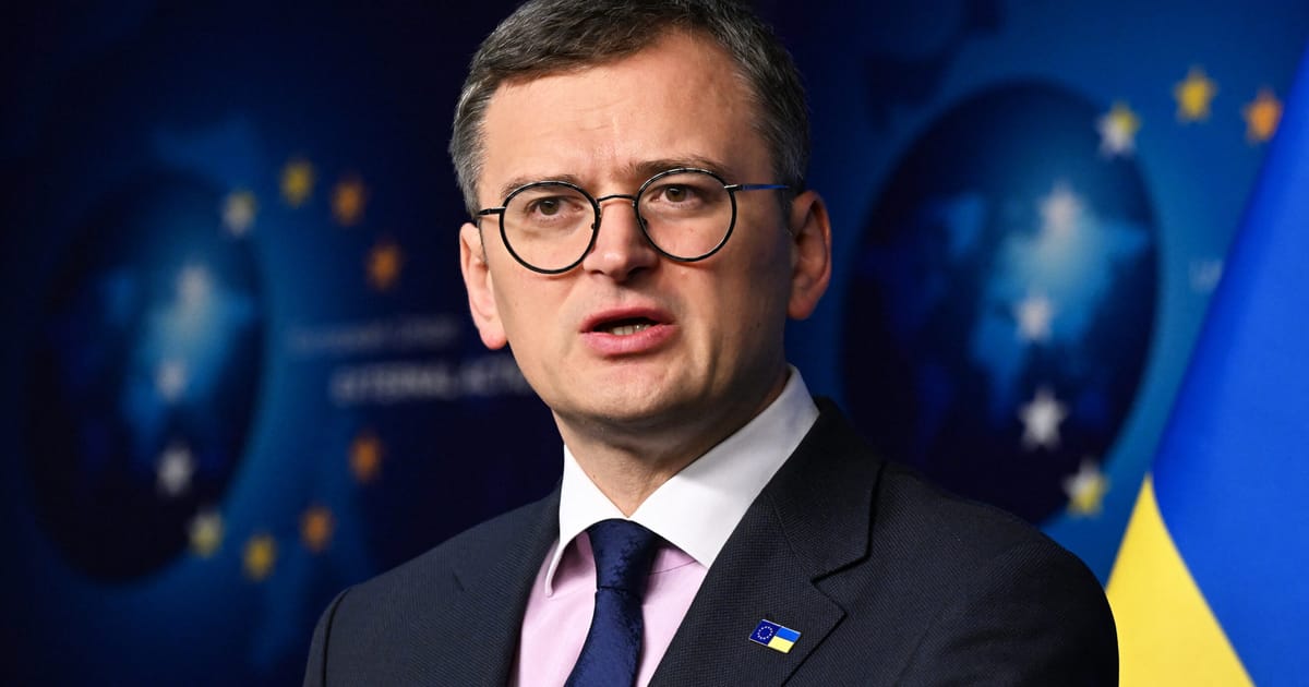 EU Urged to Take Action on Ukraine Membership Bid Amidst Hungarian Opposition