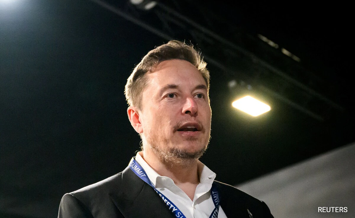 "2024's Billionaire Battle: Bezos Dethrones Musk as World's Richest Person"