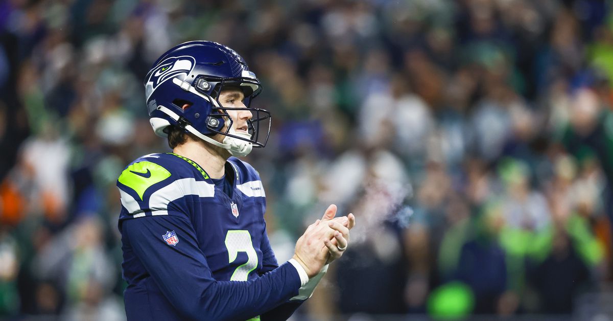 Drew Lock's Heroic Play Revives Seahawks' Playoff Chances
