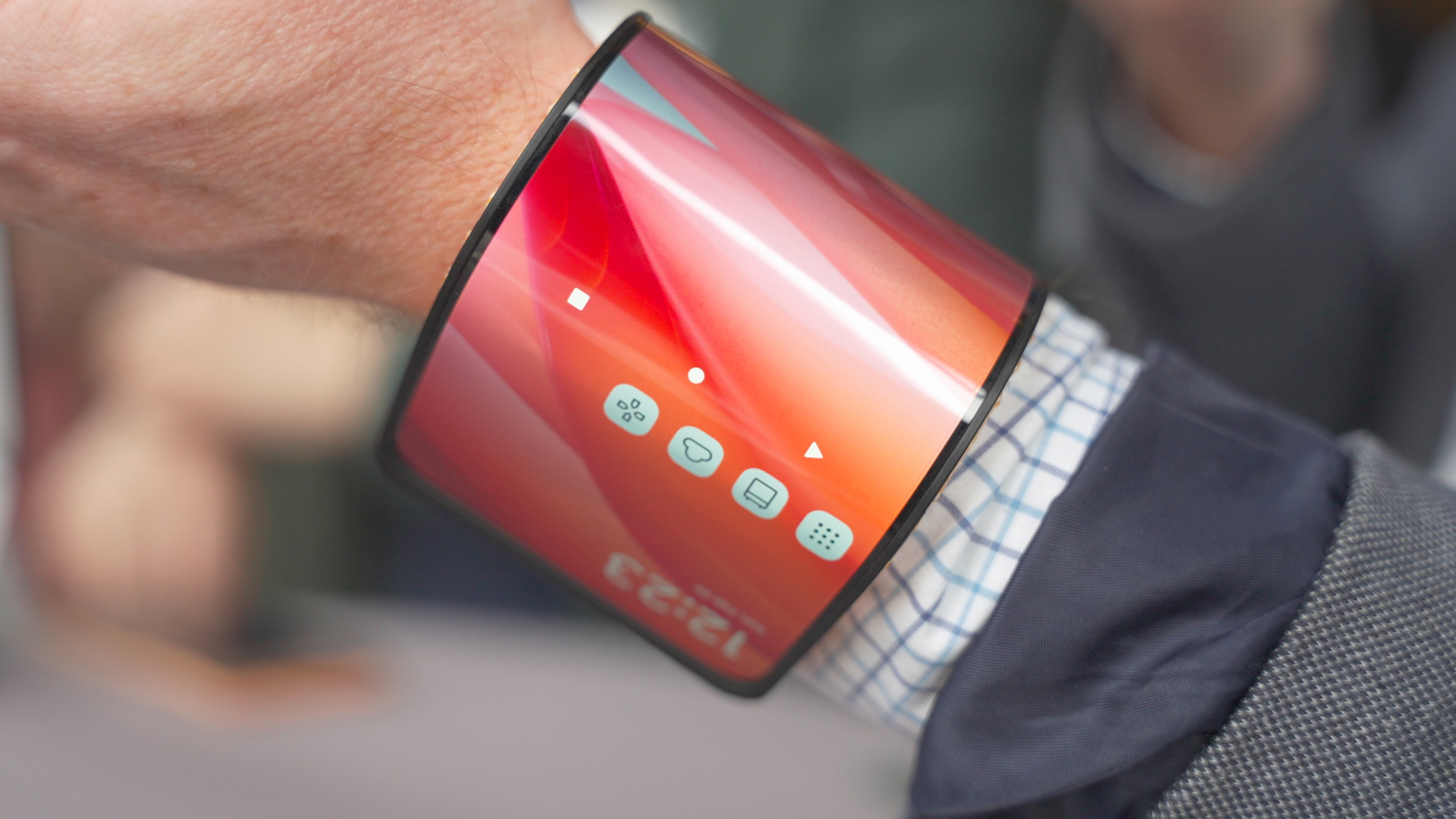 Featured image for "Motorola Unveils Bendable Smartphone-Watch Hybrid at MWC 2024"