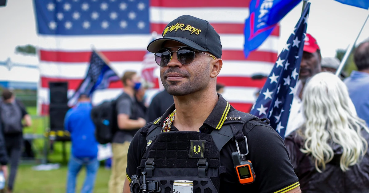 Featured image for Ex-Proud Boys Leader Testifies in Trial of Officer Accused of Leaking Intel