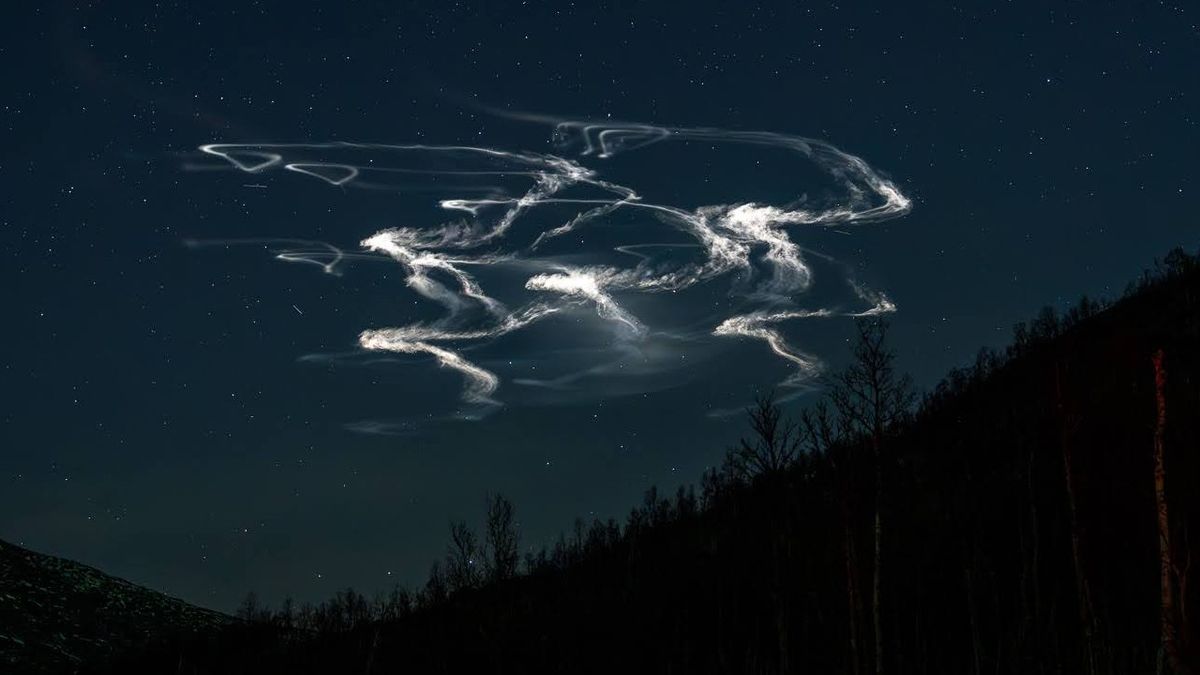 NASA Launches Rockets to Create Artificial Clouds Under Auroras in Norway