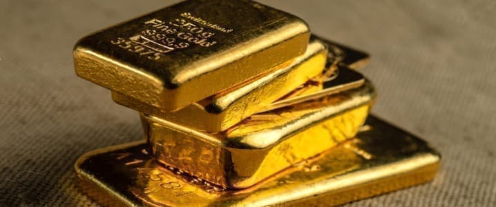 "Gold's Soaring Trajectory: Record Highs, Costco Sales Surge, and Central Bank Demand"