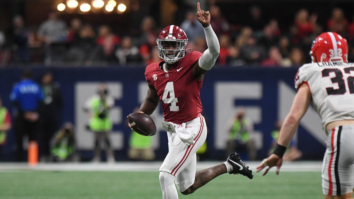 "Alabama's SEC Title Win Ends Georgia's Streak, Eyes College Football Playoff"
