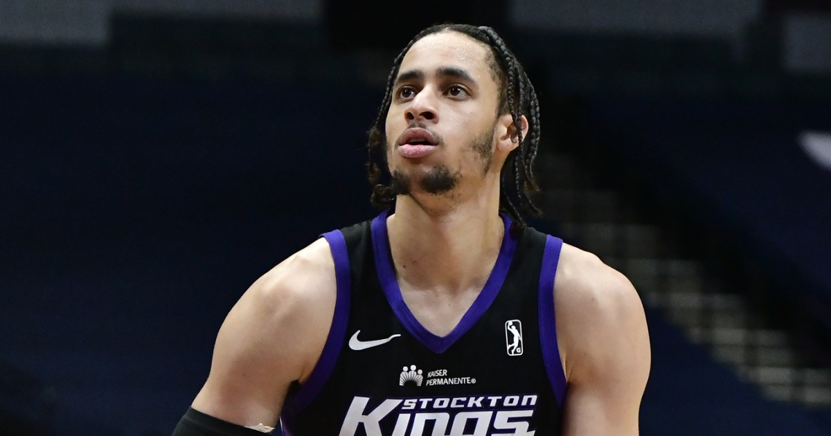 Featured image for "Ex-NBA G League Player Faces Murder Charges in Las Vegas Court"