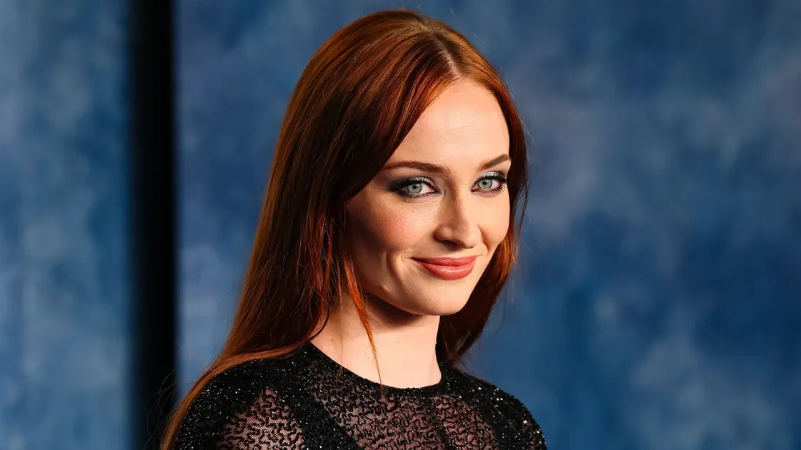 Sophie Turner Responds to Mom-Shaming and Criticism