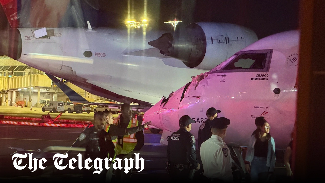 Featured image for Delta Jets Collide at LaGuardia Airport, One Flight Attendant Injured