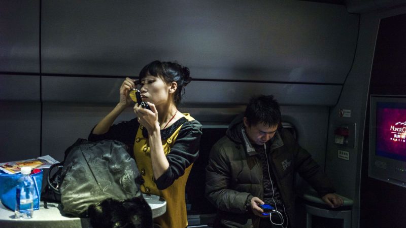 "Women defy makeup ban on trains imposed by state-owned railway, sparking a powerful response"