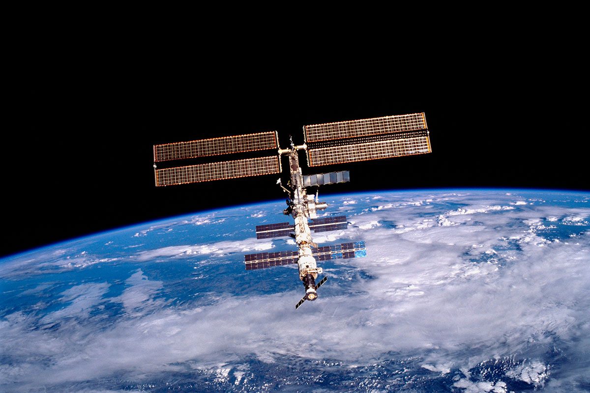 Featured image for Concerns Rise Over Environmental Impact of ISS Destruction by SpaceX