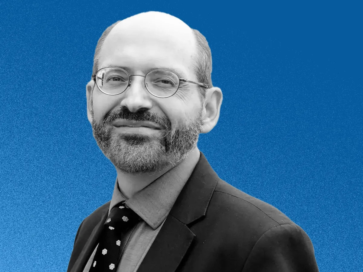 Featured image for "Daily Habits of Best-Selling Author and Doctor for Longevity"