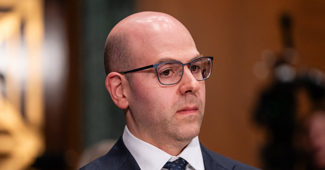 Trump Nominates Stephen Miran for Temporary Fed Board Position