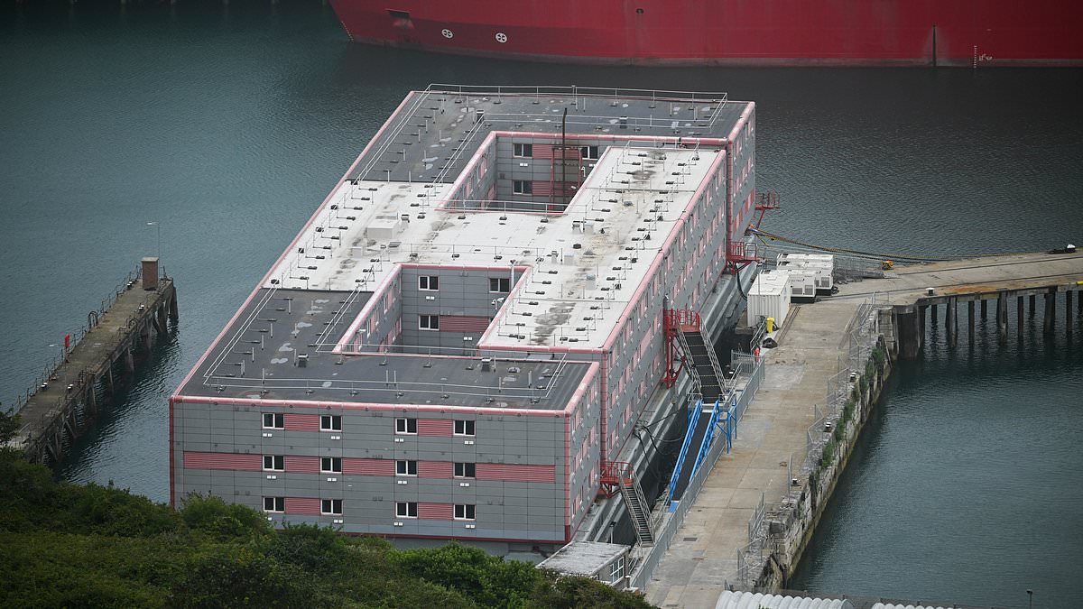 "Barge Contaminated: Legionella Found on Bibby Stockholm Raises Concerns"
