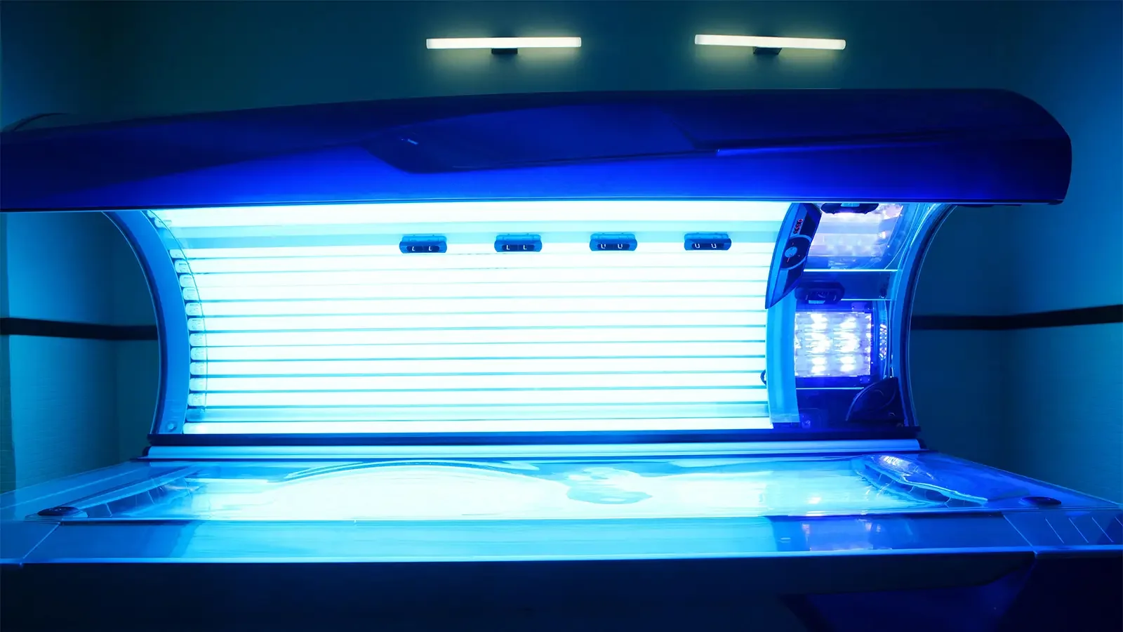 FDA Pauses Minor Tanning-Bed Restrictions to Reassess Rulemaking
