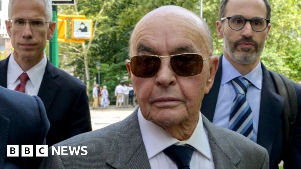 Featured image for "Former Tottenham Owner Joe Lewis Pleads Guilty to Insider Trading Charges"