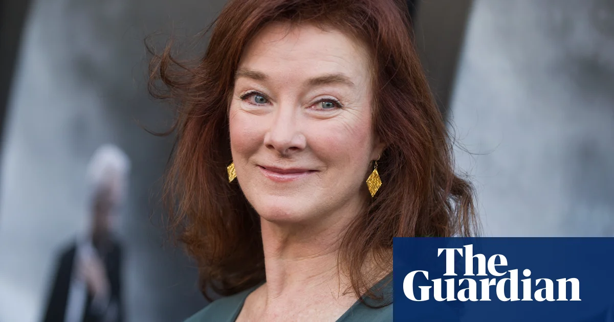 Featured image for Emmy-winning actress Valerie Mahaffey, known for 'Desperate Housewives,' dies at 71