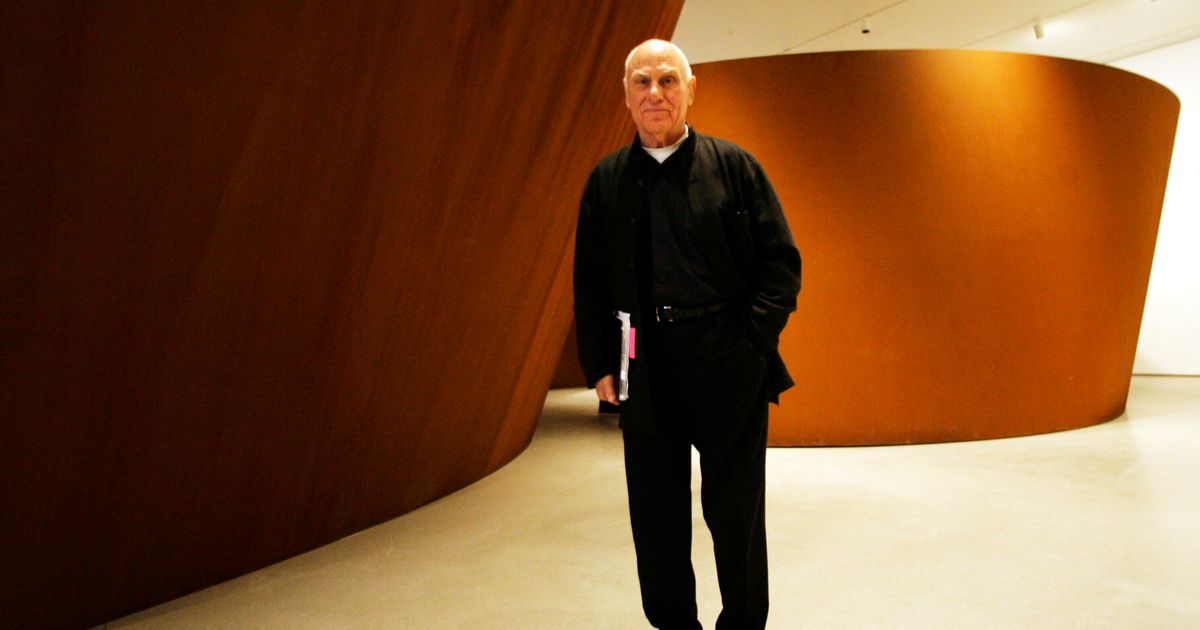 Featured image for "Renowned Sculptor Richard Serra Passes Away at 85"