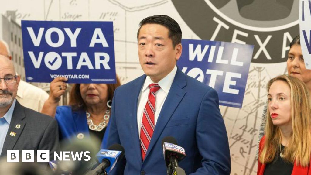 Texas Democrats Flee State to Block GOP Redistricting Efforts