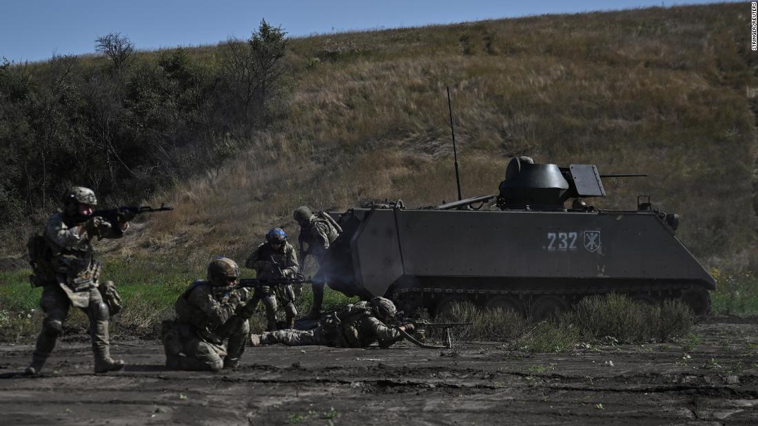 "Unfolding Conflict: Real-time Updates on Russia's War in Ukraine"