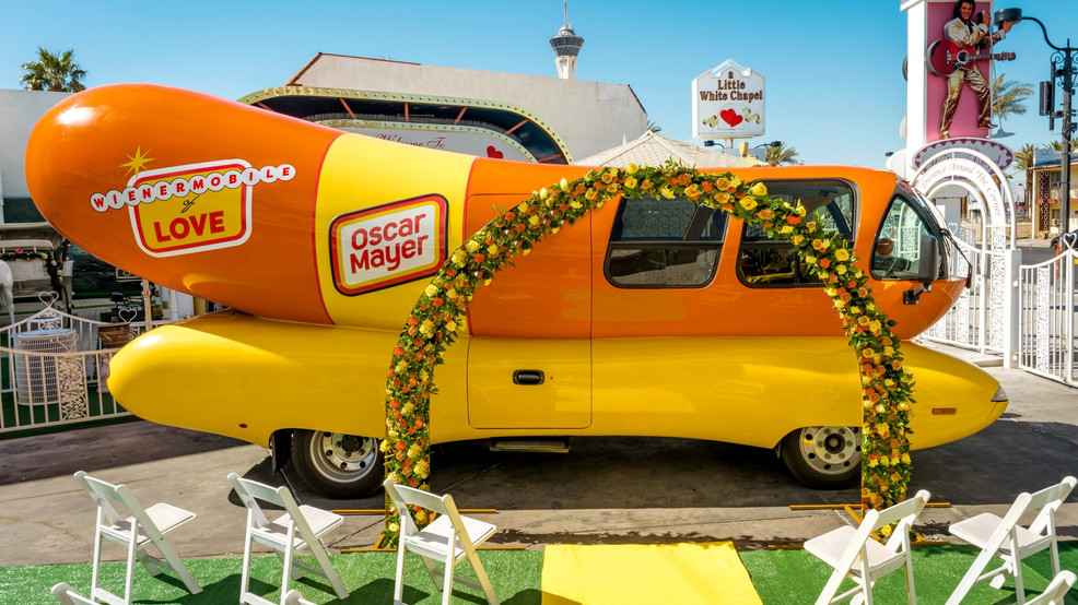 "Wienermobile becomes Vegas wedding hotspot for hot dog fans"