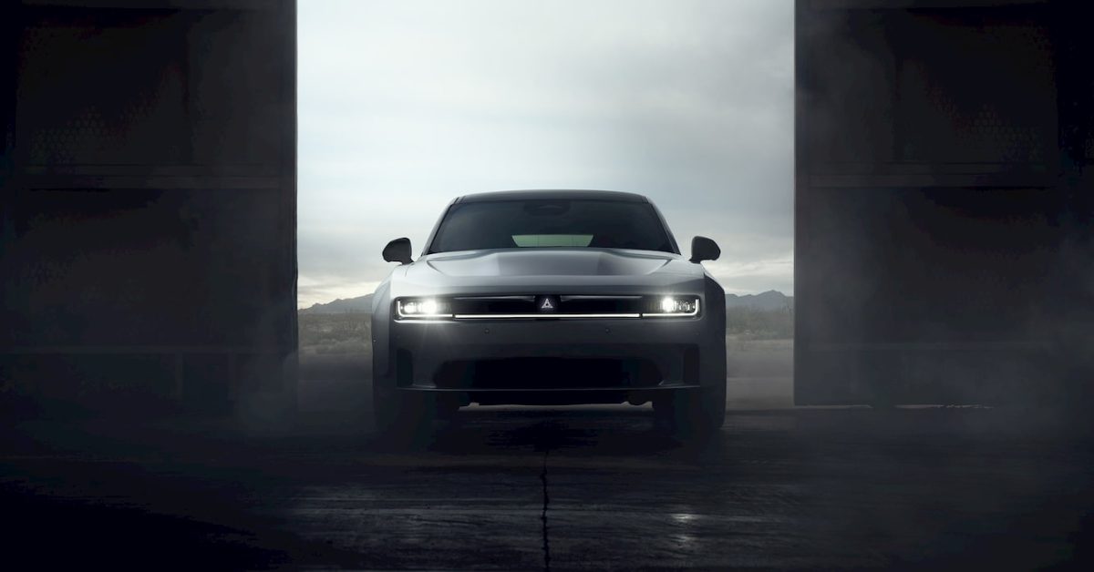 "Dodge Charger: Embracing the Electric Muscle Era with EV and Gas-Powered Versions"