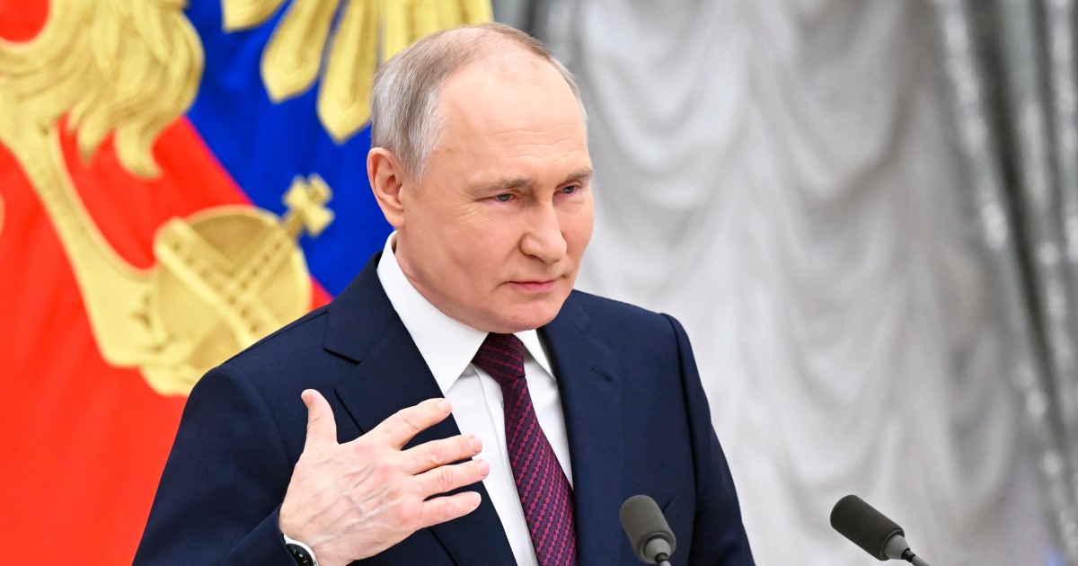 Biden supports arrest warrant for Putin amid concerns of Kremlin conscription expansion.