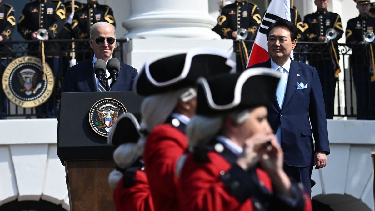 Biden and South Korean President discuss nuclear deterrence and strengthen alliance.