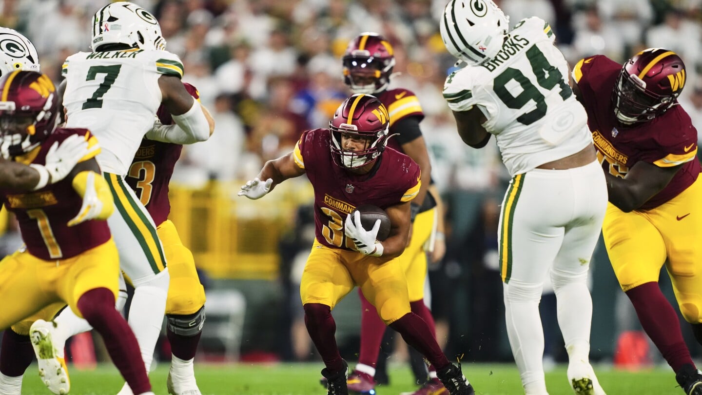 Featured image for Commanders suspect Austin Ekeler tore Achilles, MRI pending