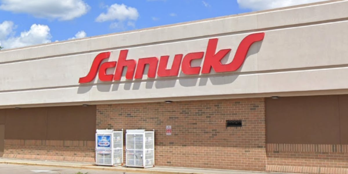 "Schnucks Implements 10-Item Limit at Self-Checkout to Curb Theft and Improve Efficiency"