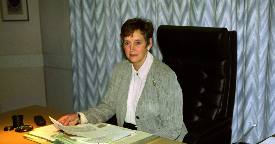 Featured image for Pioneering MI5 Leader Stella Rimington Dies at 90