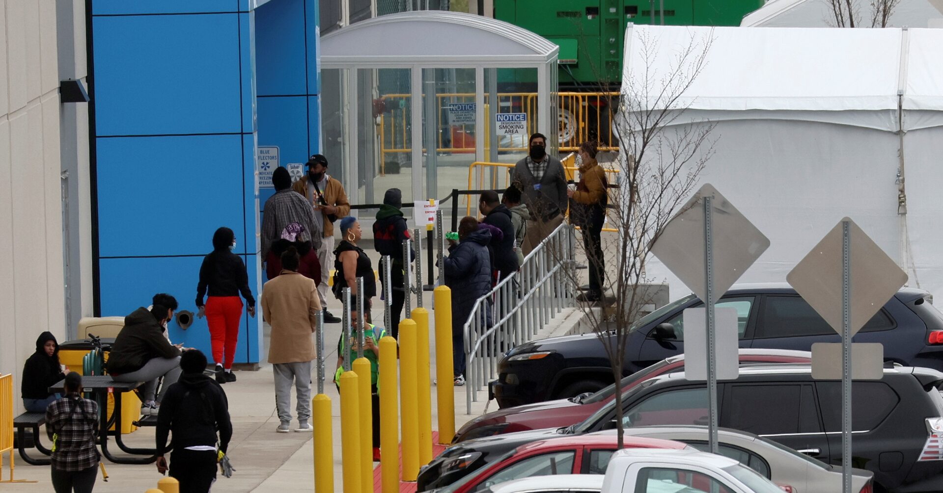 "Rising Layoffs: Big Tech's Job Cuts Amid Booming Economy"