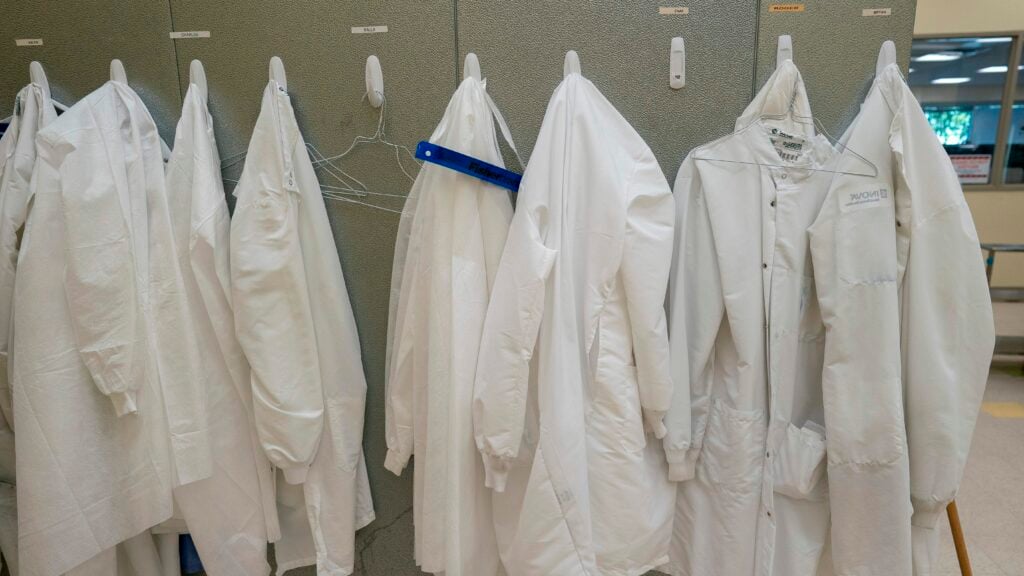 Featured image for Ex-Pfizer R&D Chief Warns of Biopharma's Future Risks