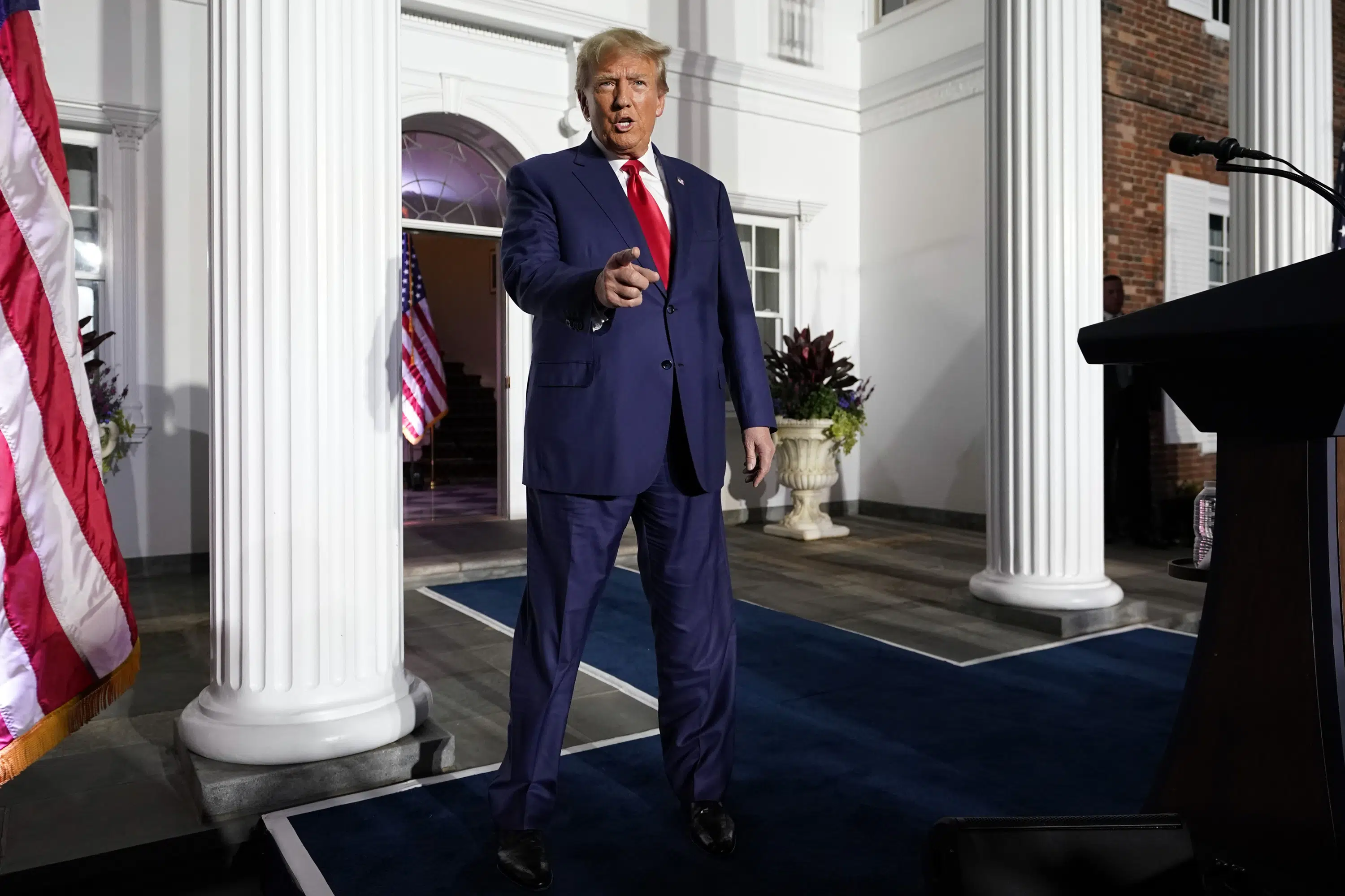 Trump's Legal Troubles Divide GOP Presidential Candidates.