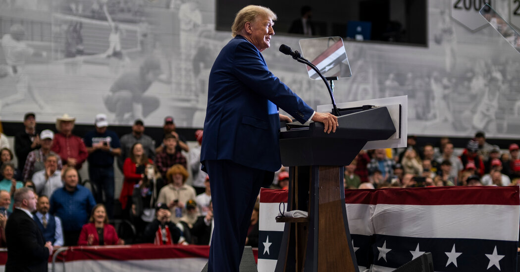 Trump's Frequent Iowa Visits Signal Intense Campaign Push Ahead of Caucuses