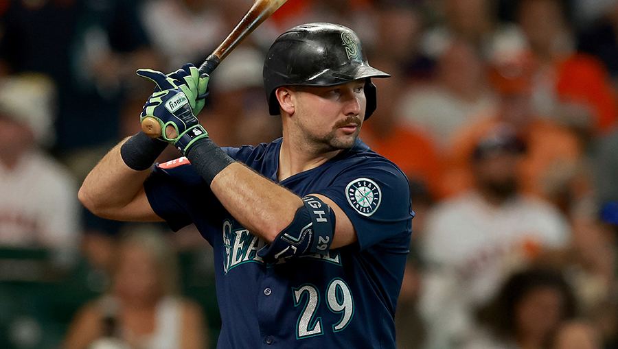 Featured image for Cal Raleigh Sets Mariners' Single-Season Home Run Record at 57