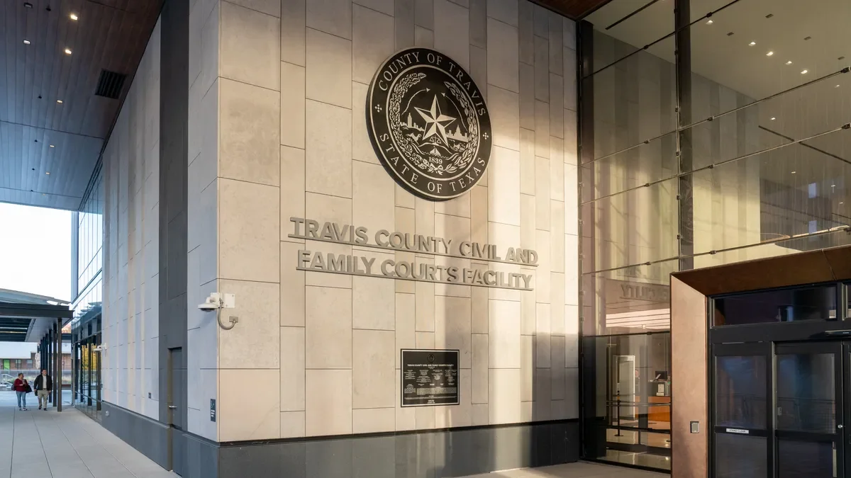 Texas Woman Escapes State's Abortion Ban, Seeks Procedure Elsewhere