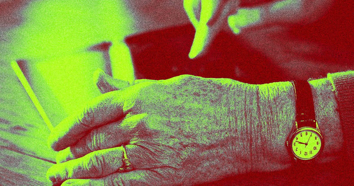 Featured image for Internet Use Found to Increase Risk of Dementia, Scientists Reveal