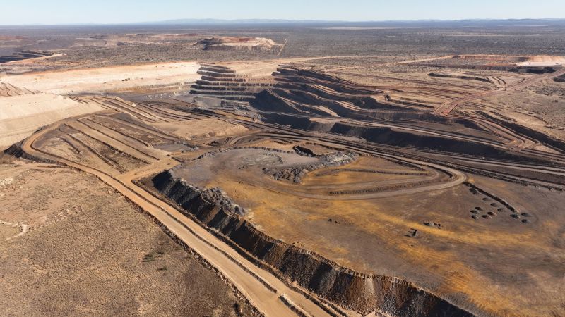 Unraveling South Africa's Enigmatic Relationship with Russia: Insights from a Desert Mine