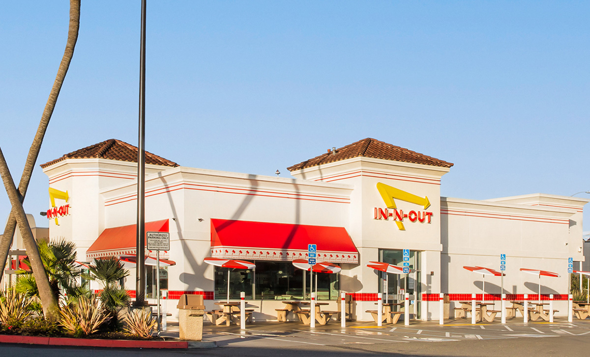 Featured image for "In-N-Out Shuts Down Oakland Location Due to Crime, Mayor Calls for Action"