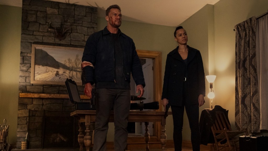 Featured image for "Reacher Season 3: Showrunner's Plans and Source Material Revealed"