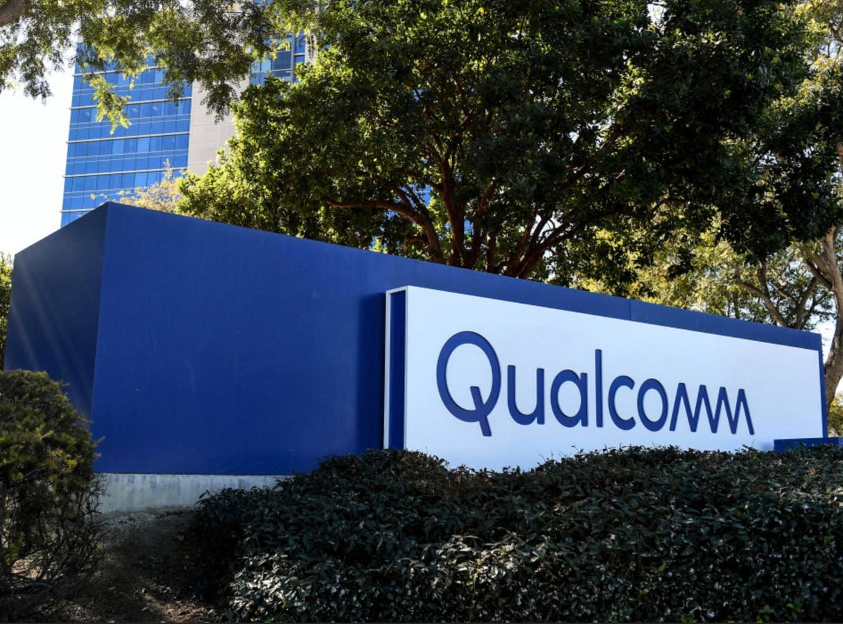 Featured image for "AI Powerhouses: Qualcomm and Intel Forge Ahead in Mobile and Edge Computing"