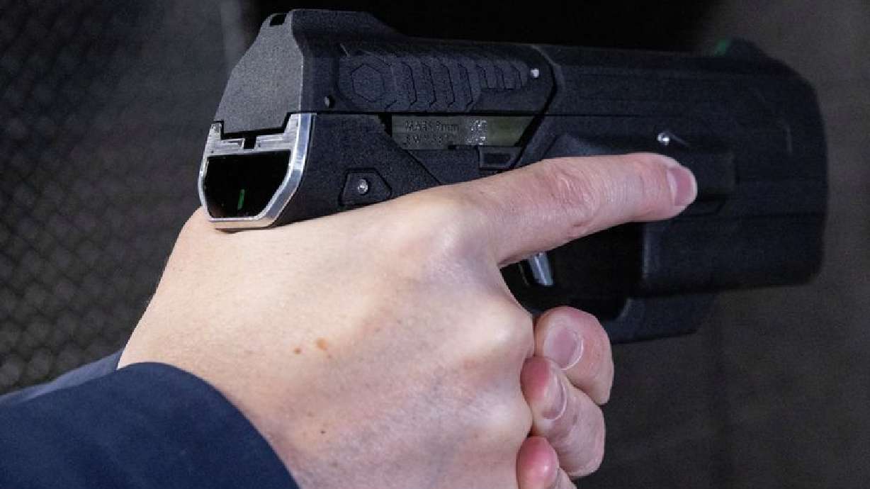 Featured image for Facial Recognition Smart Gun Now Available in US