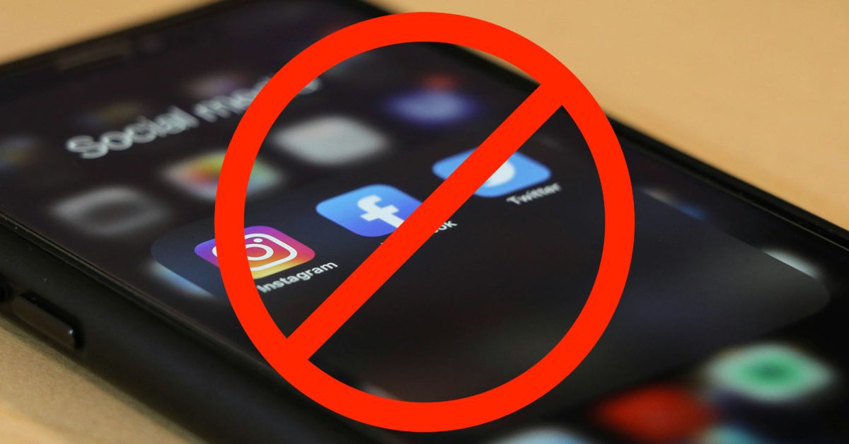 "States Enforce Social Media Bans for Minors, Judges Step In"