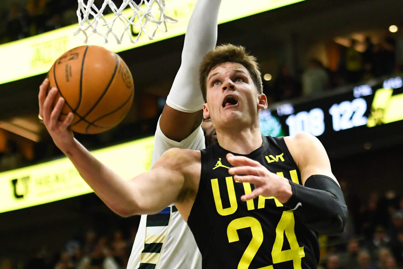 Featured image for "Jazz's Resilient Comeback Victory Over Bucks Ignites Playoff-Like Atmosphere"