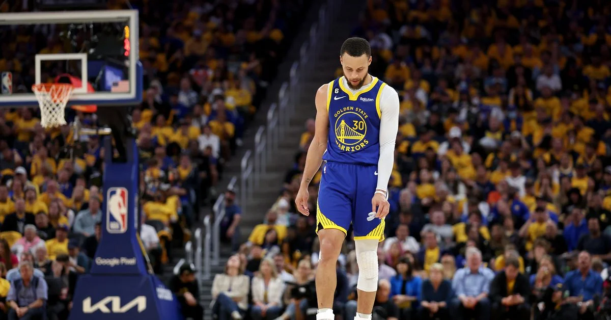 Warriors suffer Game 6 loss to Kings, force Game 7.