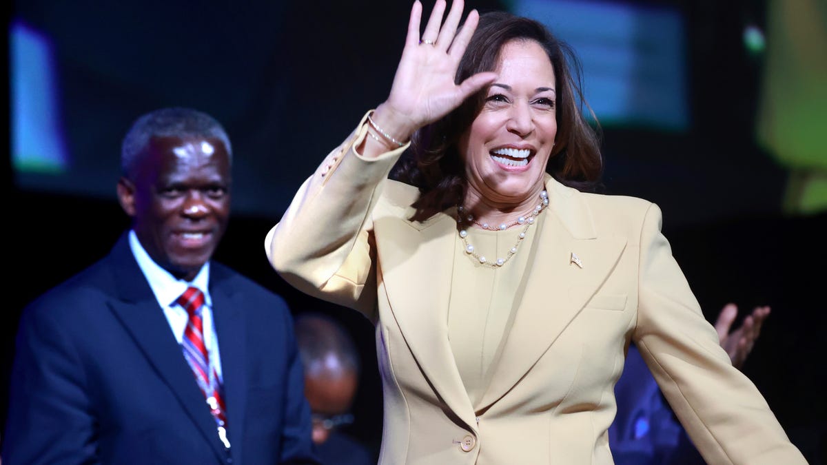 Harris Declines DeSantis' Offer to Discuss Black History Standards