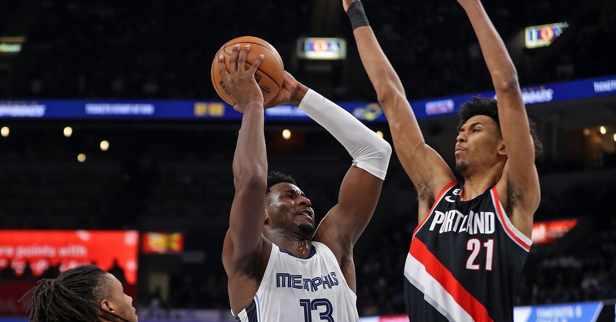 Grizzlies Overpower Trail Blazers in Fourth Quarter Victory.