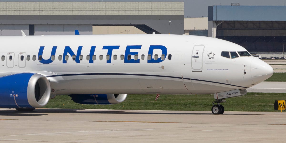 Featured image for United Airlines Flight Grounded After Dozens Fall Ill En Route to Houston
