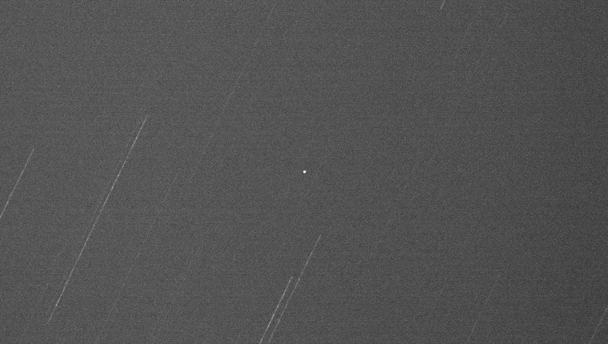 Lost Tool Bag from ISS Astronauts Becomes Spectacular Sight in UK Skies